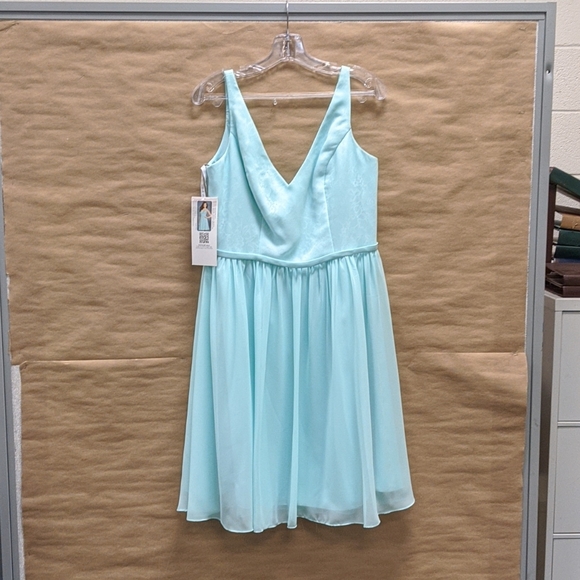 Dress - Picture 1 of 2